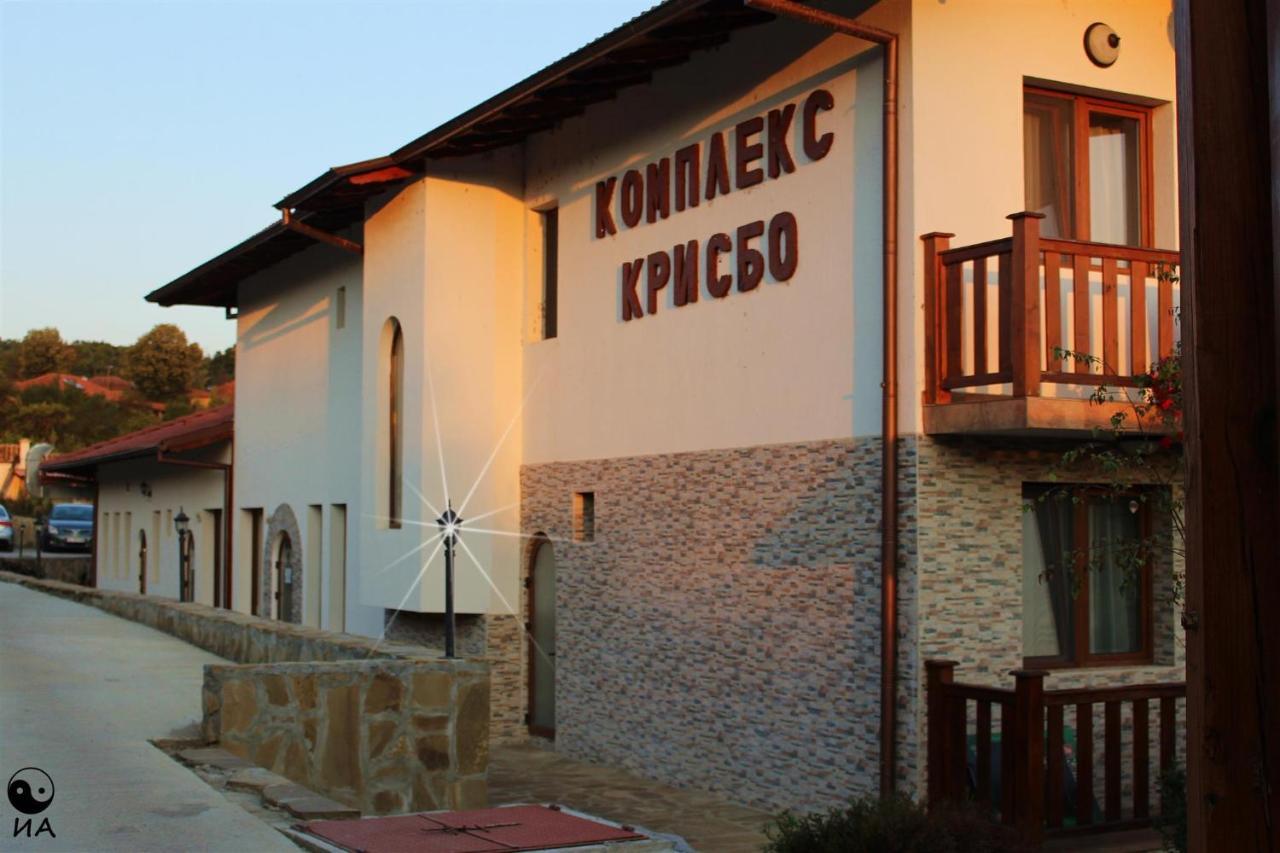מלון Donkovtsi Family Complex Krisbo מראה חיצוני תמונה