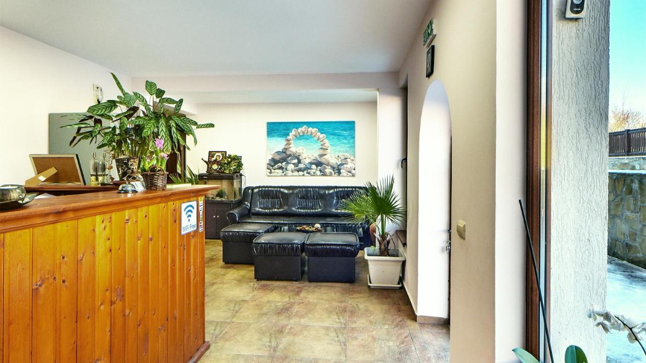 מלון Donkovtsi Family Complex Krisbo מראה חיצוני תמונה